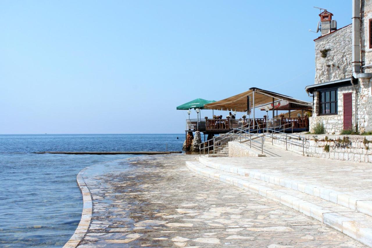With A Parking Space - 7066 Umag
