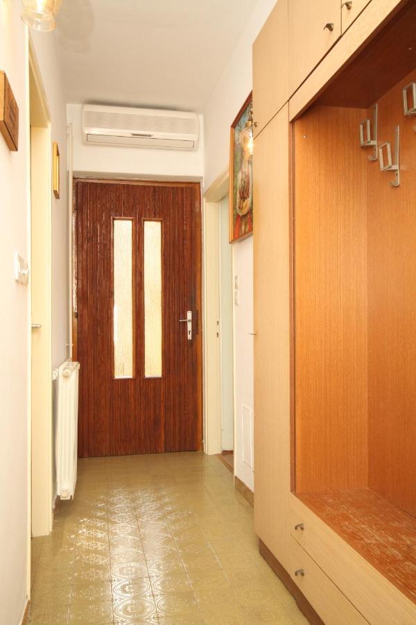 Apartment With A Parking Space - 7066 *